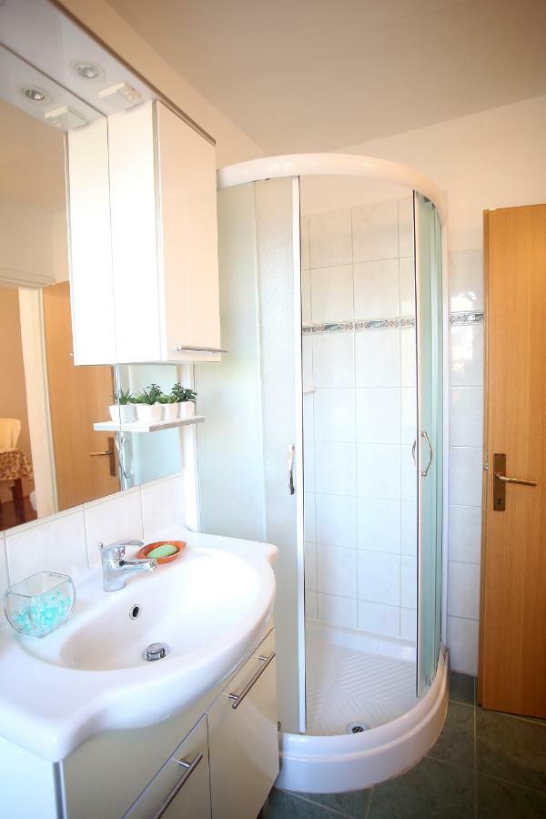 Ferienwohnung N&D Rovinj Exterior foto